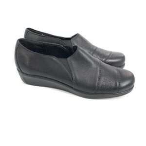 $175 SAS Nora Slip On Loafers Size 10 S Womens Solid Black Lizard Print Slim